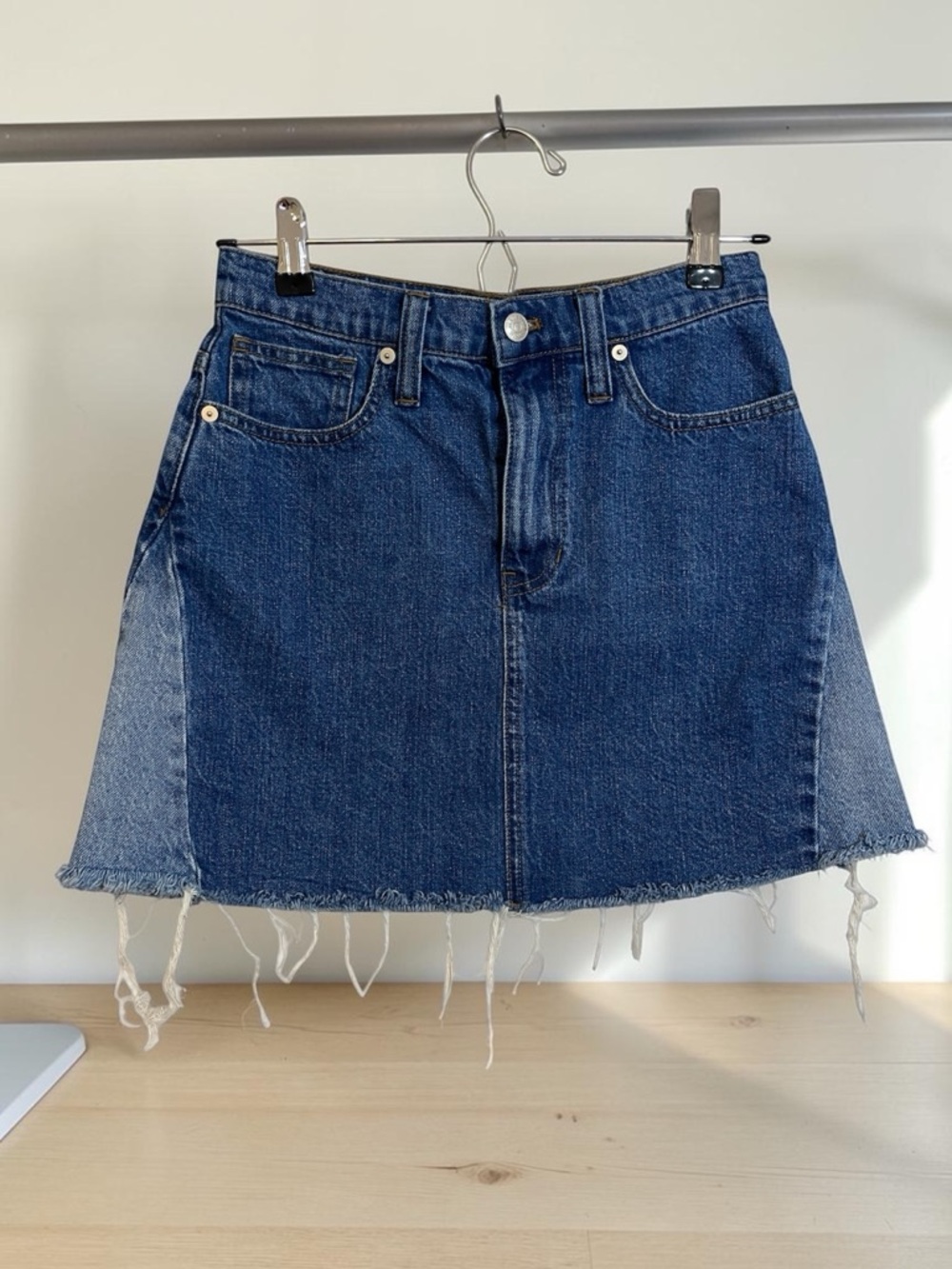 Madewell Two-Tone Blue Denim A-Line Mini Skirt Size 25